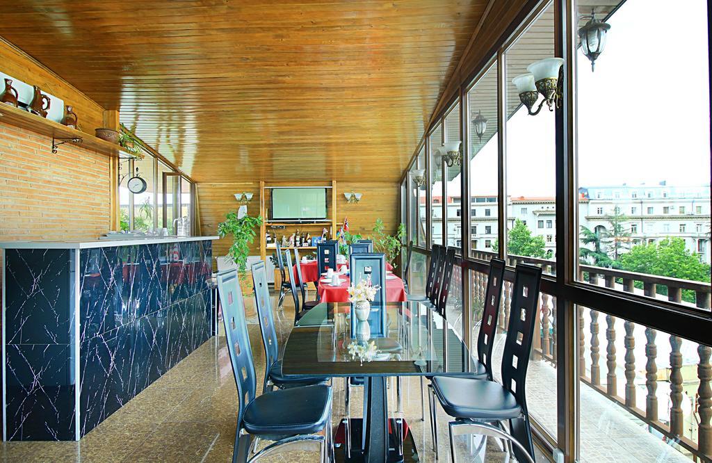 Babilina Hotel Tbilisi Eksteriør billede